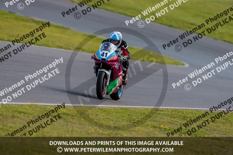 PJM Photography;anglesey no limits trackday;anglesey photographs;anglesey trackday photographs;enduro digital images;event digital images;eventdigitalimages;no limits trackdays;peter wileman photography;racing digital images;trac mon;trackday digital images;trackday photos;ty croes